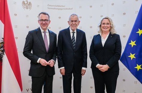 Pr&auml;sident Posch, Bundespr&auml;sident Van der Bellen und Vizepr&auml;sidentin Maurer-Kober
